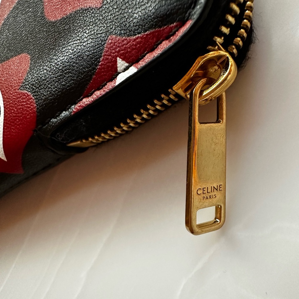 Celine Black and Red Lip Clutch - Picture 4 of 5